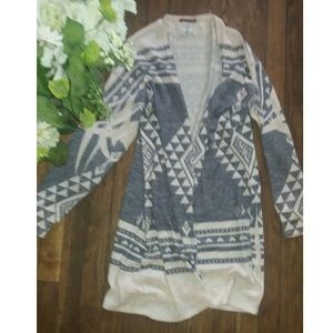 ⚘3 for $12⚘Cream/Blue Cardigan